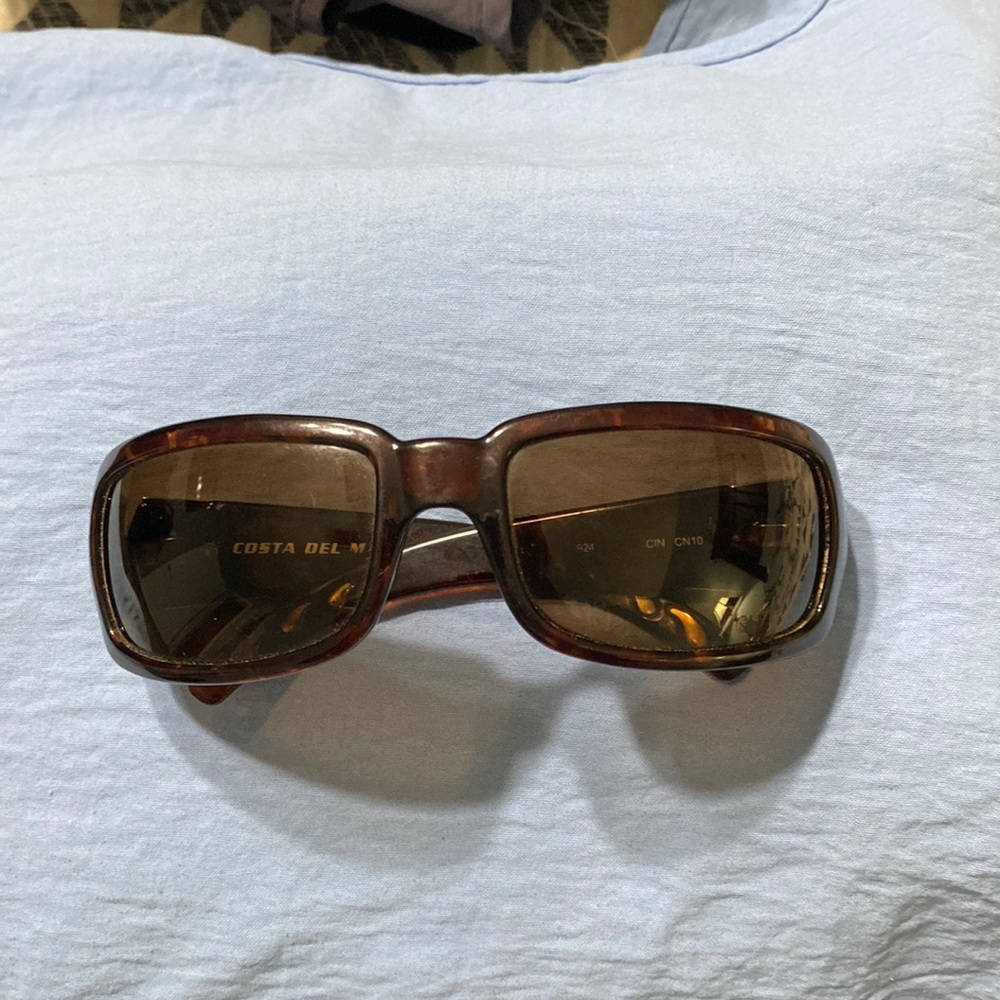EUC- Ladies Costa Sunglasses